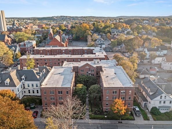 58 Elm Street 1, Worcester MA 01609