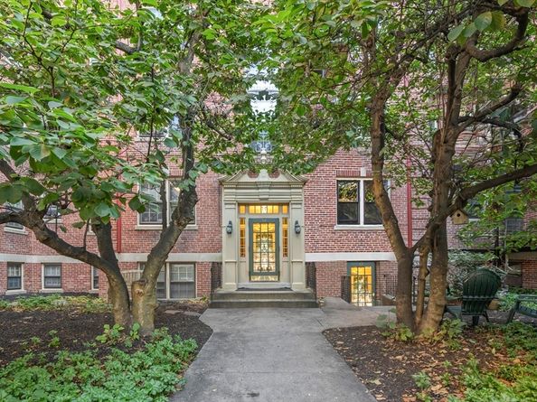 58 Elm Street 1, Worcester MA 01609