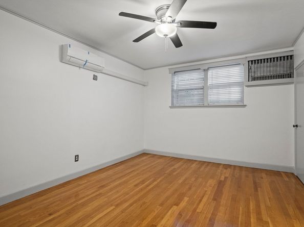 58 Elm Street 1, Worcester MA 01609