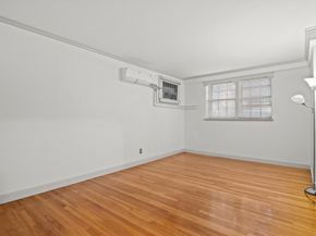 58 Elm Street 1, Worcester MA 01609