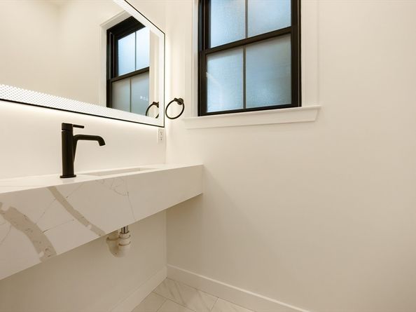 12 George St 2, Medford MA 02155