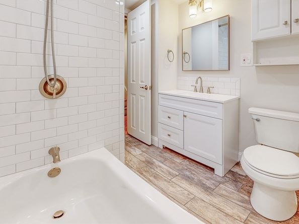 1856 Beacon St. 2C, Brookline MA 02445