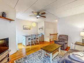1856 Beacon St. 2C, Brookline MA 02445