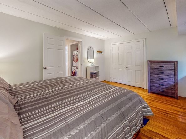 1856 Beacon St. 2C, Brookline MA 02445