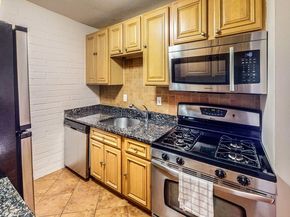 1856 Beacon St. 2C, Brookline MA 02445