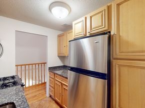 1856 Beacon St. 2C, Brookline MA 02445
