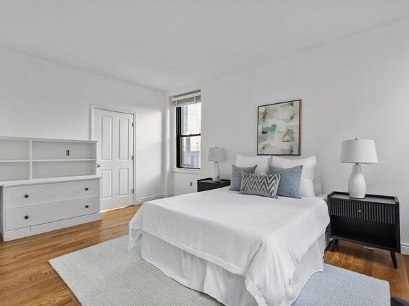 4 Charlesgate East 601, Boston MA 02215