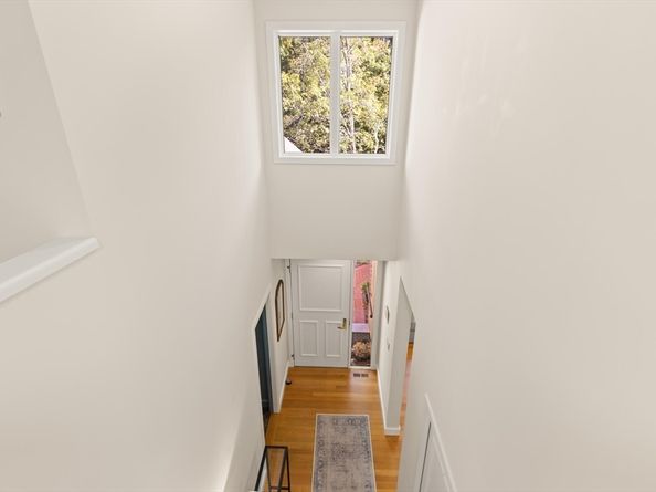 7 Wainwright Rd 29, Winchester MA 01890