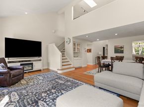 7 Wainwright Rd 29, Winchester MA 01890