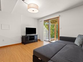 7 Wainwright Rd 29, Winchester MA 01890