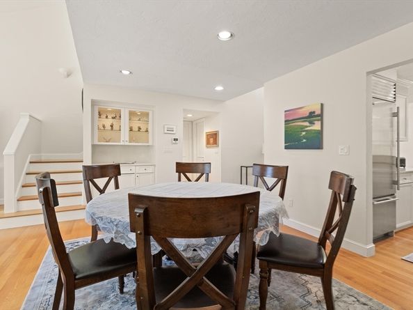 7 Wainwright Rd 29, Winchester MA 01890
