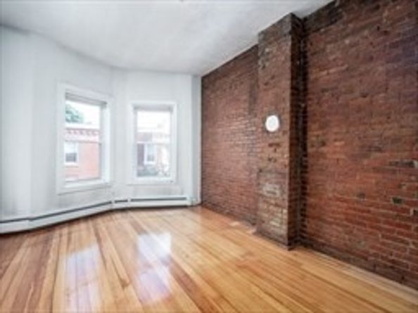 4 Saxton St, Boston MA 02125