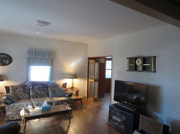 14 Meadow St, Salem MA 01970
