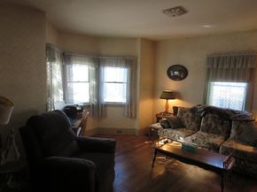 14 Meadow St, Salem MA 01970