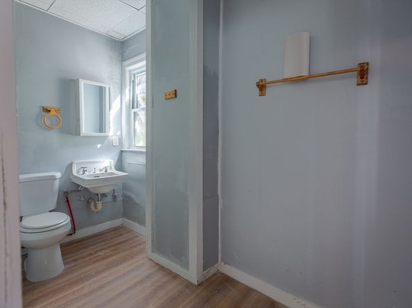 52 & 52.5 Wall St, Worcester MA 01604