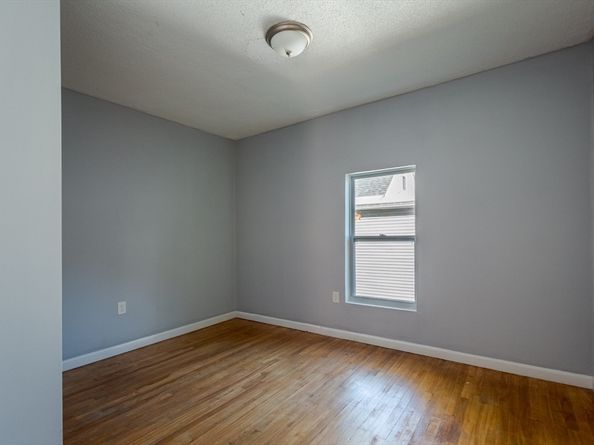 52 & 52.5 Wall St, Worcester MA 01604