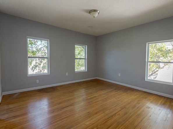52 & 52.5 Wall St, Worcester MA 01604
