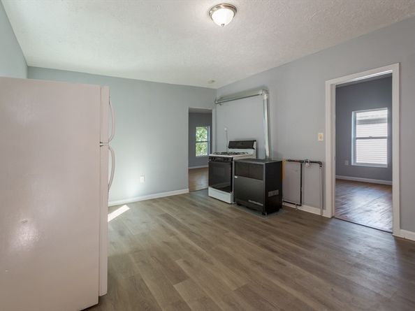 52 & 52.5 Wall St, Worcester MA 01604
