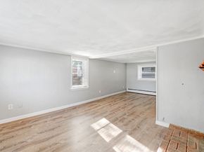 145 Boston St, Salem MA 01970