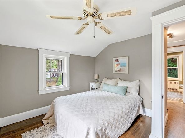 668 S Main St, Sharon MA 02067