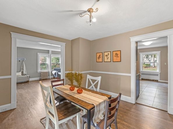 668 S Main St, Sharon MA 02067