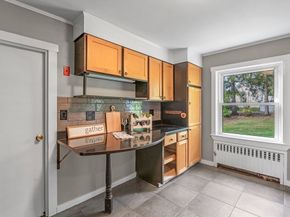 668 S Main St, Sharon MA 02067