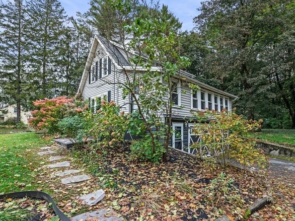 668 S Main St, Sharon MA 02067