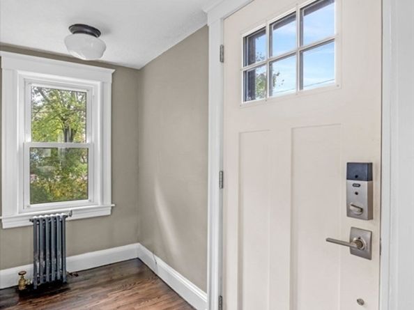 668 S Main St, Sharon MA 02067