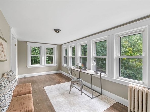 668 S Main St, Sharon MA 02067