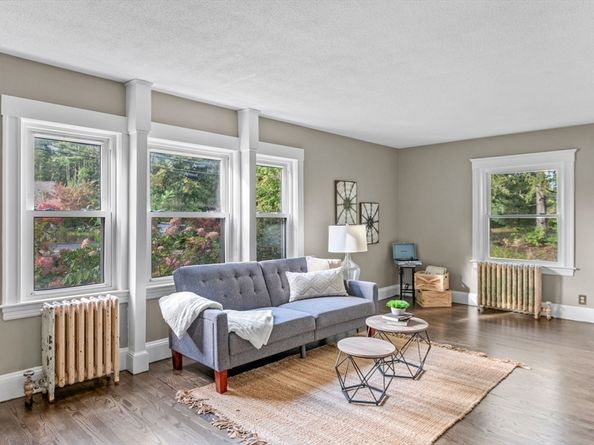 668 S Main St, Sharon MA 02067