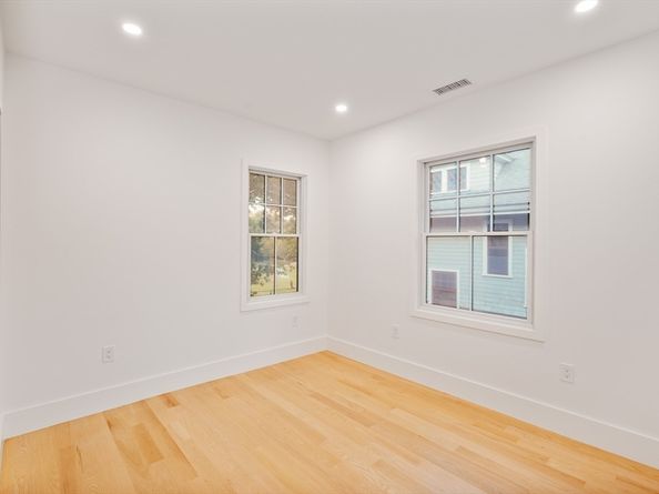 65 Francis, Brookline MA 02446