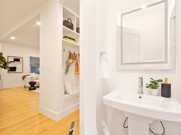 65 Francis, Brookline MA 02446