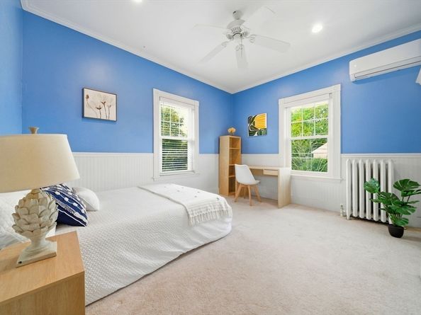 275 Bellevue St, Boston MA 02132