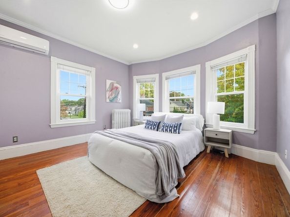 275 Bellevue St, Boston MA 02132
