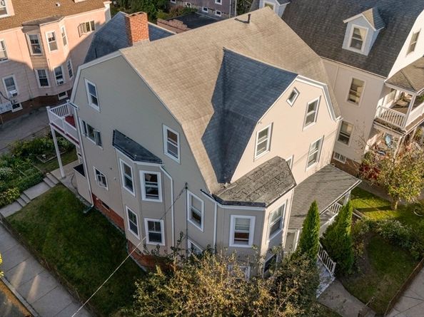 105 Central St, Somerville MA 02143