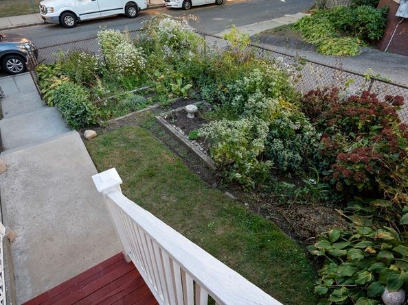 105 Central St, Somerville MA 02143