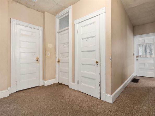105 Central St, Somerville MA 02143