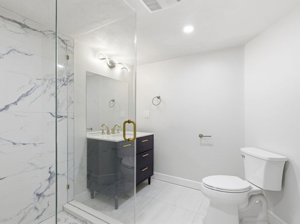 24 Woodland Rd, Sudbury MA 01776