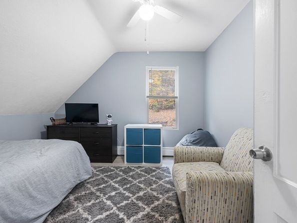 375 Rollstone St, Fitchburg MA 01420