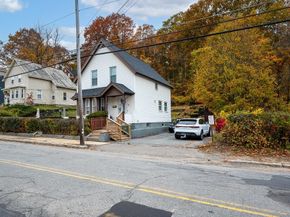 375 Rollstone St, Fitchburg MA 01420