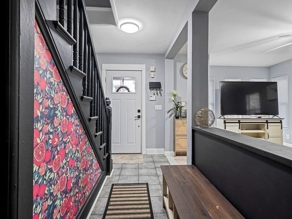 375 Rollstone St, Fitchburg MA 01420