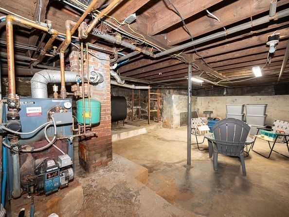 375 Rollstone St, Fitchburg MA 01420