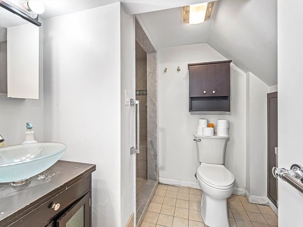 31 Rogers Ave, Somerville MA 02144