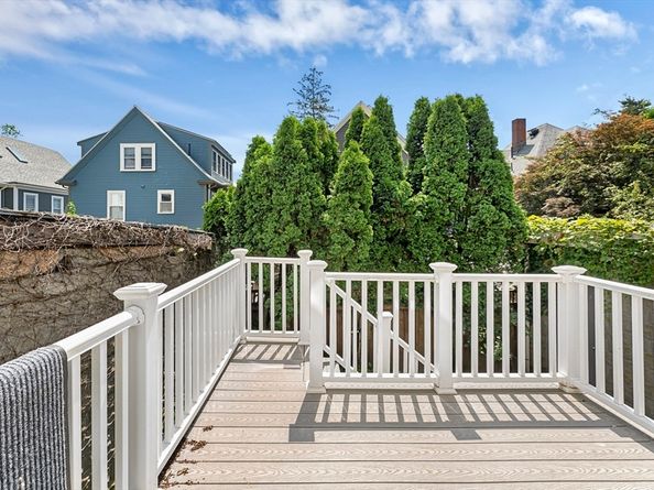 31 Rogers Ave, Somerville MA 02144