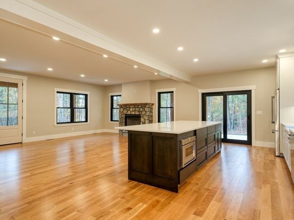 171 Randall Rd, Berlin MA 01503