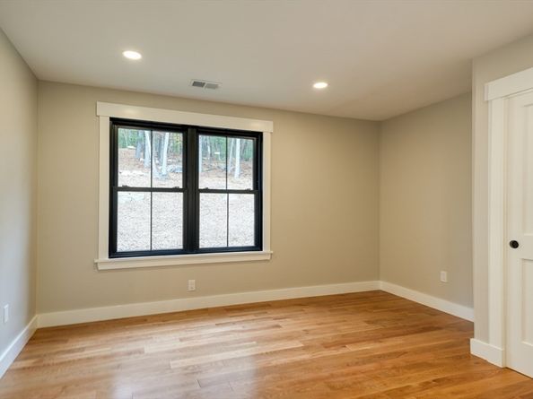 171 Randall Rd, Berlin MA 01503