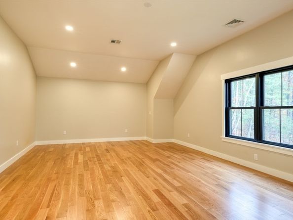 171 Randall Rd, Berlin MA 01503