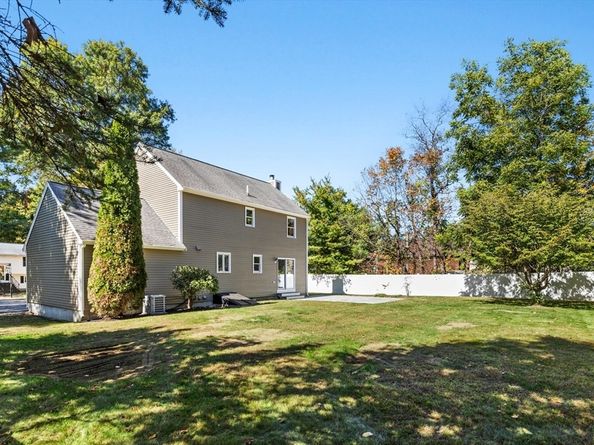 262 Parkerville Road, Southborough MA 01772