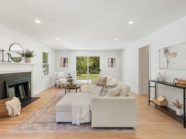 262 Parkerville Road, Southborough MA 01772