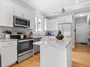 127 Marblehead St A, North Andover MA 01845